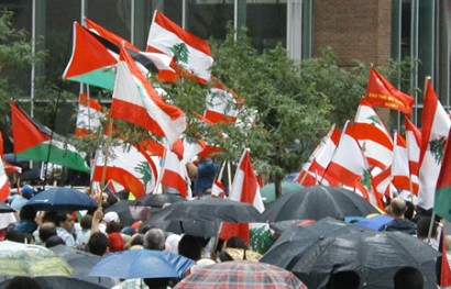A palesztin és libanoni zászlók is a pánarab színeket tartalmazzák