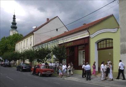 A 2004-ben átadott magyar kulturális központ épülete a szlovéniai Lendván. 