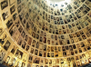 A Jad Vasem (a Holokauszt Áldozatainak és Hőseinek Izraeli Emlékhatósága) gyűjteménye is már a neten...