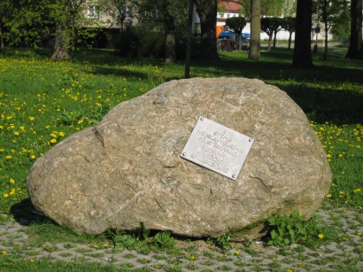 „A leghíresebb ideköltözőnek, Hliníknek a hálás polgártársak”