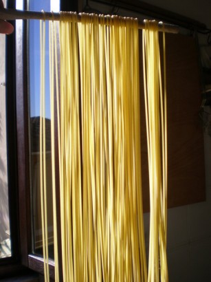 A pasta hosszú, csak a magánhangzója rövid