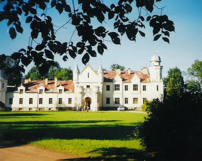 Alatskivi, Arved Georg von Nolcken báró kastélya