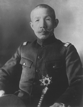Araki Sadao (1877–1966) – Kovrig látogatásának idején japán hadügyminiszter