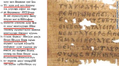 Balra az interneten látható szöveg, jobbra a King birtokába jutott papirusz