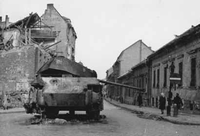 Budapest, Retek utca az ostrom után – itt halt meg Schmidhuber
