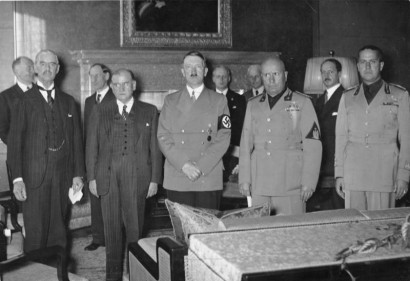 Chamberlain, Daladier, Hitler, Mussolini és Ciano a müncheni egyezmény idején