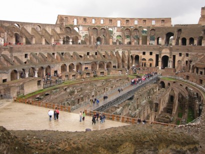 Egy másik híres aréna, a Colosseum Rómában