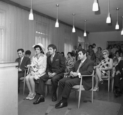 Esküvő a XIV. Kerületi Tanácsnál 1972-ben (ma Zugló Önkormányzata)