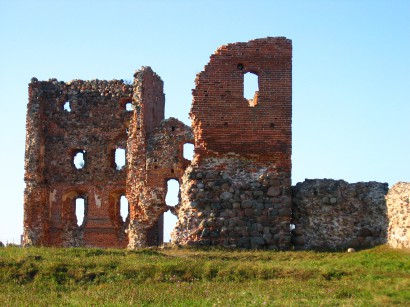 A ludzai várrom (Ez a látvány fogadta Kallast Ludzában)
