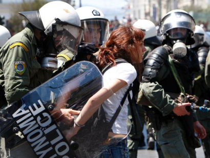 Görög tiltakozás a magszorítások ellen. 