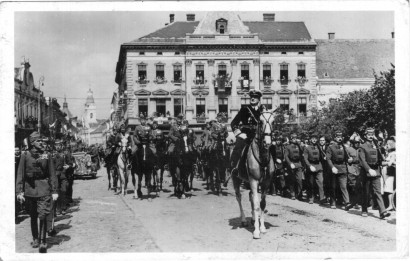 Horthy 1940. szeptember 5-én Szatmárnémetiben