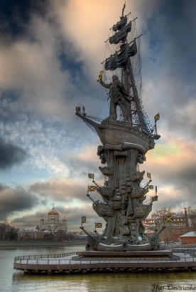 I. (Nagy) Péter 98 méter magas emlékműve Moszkvában (Zurab Cereteli alkotása)