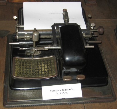 Írógép a 20. század elejéről