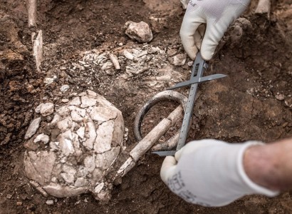 Jekatyerinovka, 2015. október 11. Rézkori leletek egy orosz-magyar ásatáson az oroszországi Jekatyerinovka közelében 2015. július 30-án