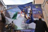 Novák Előd jobbikos parlamenti képviselő EU-zászlót éget