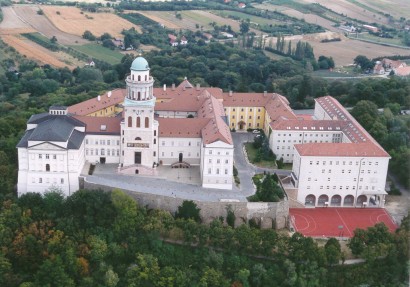 Pannonhalma – a mordvin gyűjtés színhelye