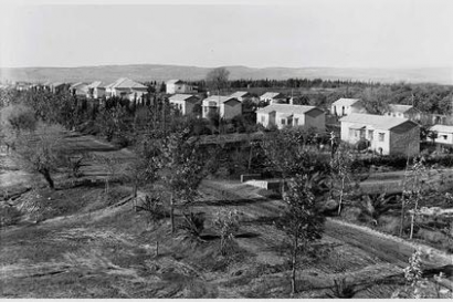 Párdész Cháná (Hanna gyümölcsöse) modern izraeli település nem sokkal megalapítása után. Nem itt jártak.