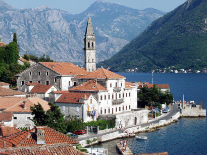 Perast, Montenegro. Itt montenegróit beszélnek ...