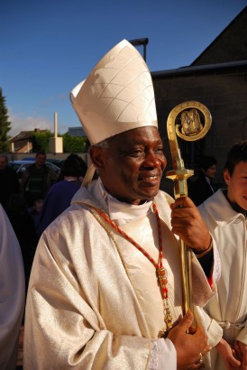 Peter Turkson érsek Nyugat-Afrikában népszerű médiaszemélyiség