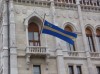 Székely zászló a magyar parlamenten