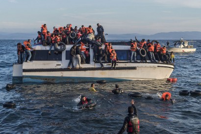 Szír és iraki menekültek Leszbosz szigeténél