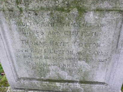 Thomas Bayes 18. századi statisztikus sírköve. Ő fedezte fel az összefüggést