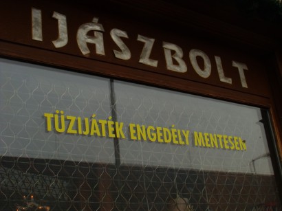 Tüzijáték engedély mentesen