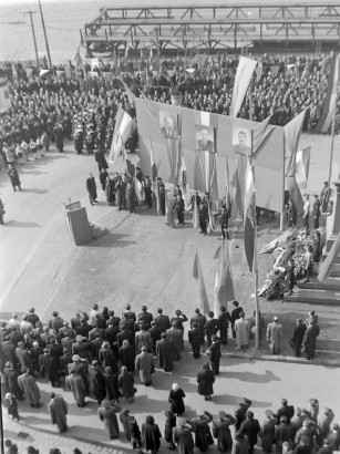 Ünnepség a budapesti Petőfi-téren 1950-ben